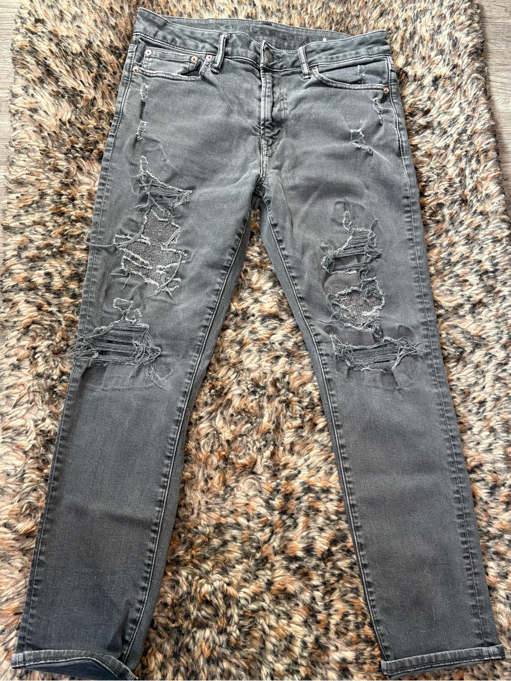 American Eagle Outfitters Grey Distressed Skinny Jeans 32X30 ripped